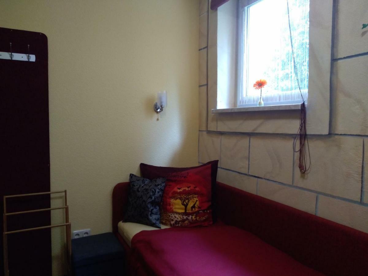 Ferienwohnung Direkt In Ilmenau Buitenkant foto