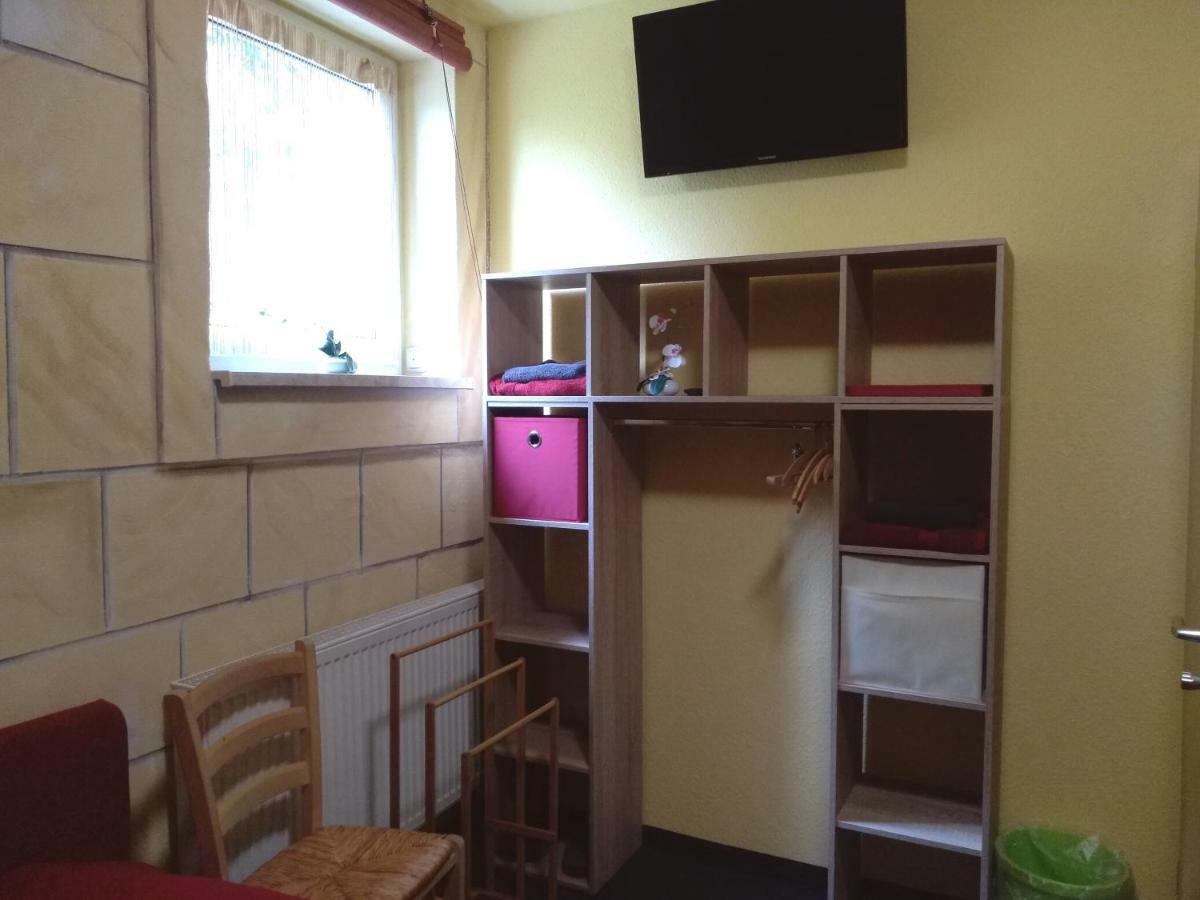 Ferienwohnung Direkt In Ilmenau Buitenkant foto